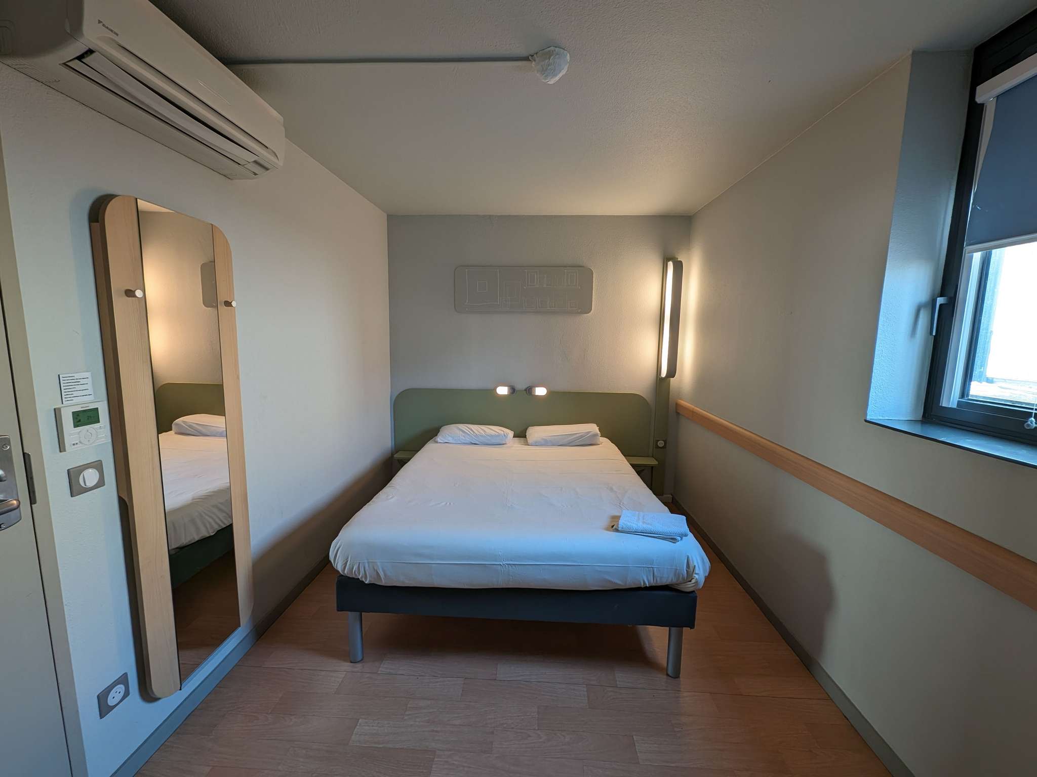 Photo - Ibis Budget Clermont Ferrand - Le Brezet - Aeroport