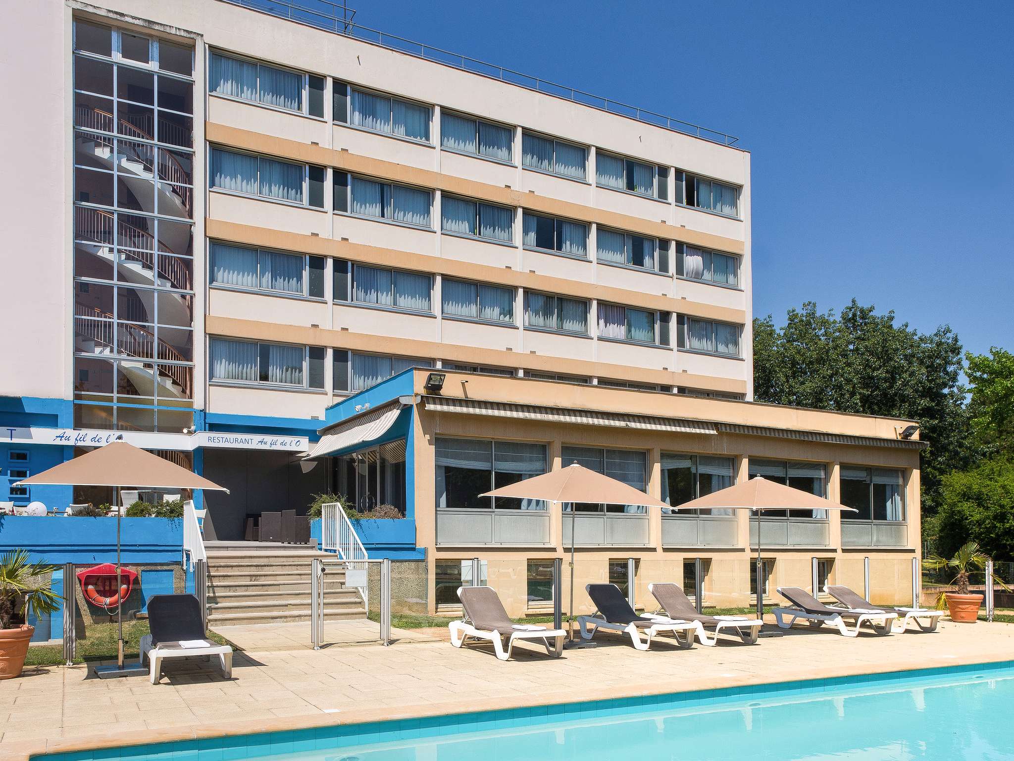 Hotel in macon mercure macon bord de saone hotel Design bord