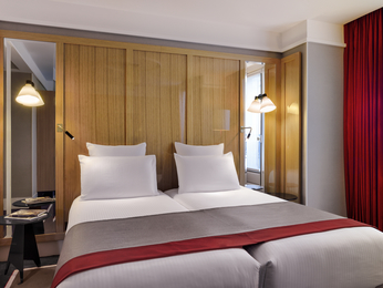 SUPERIOR ROOM, 2 Single Size Beds