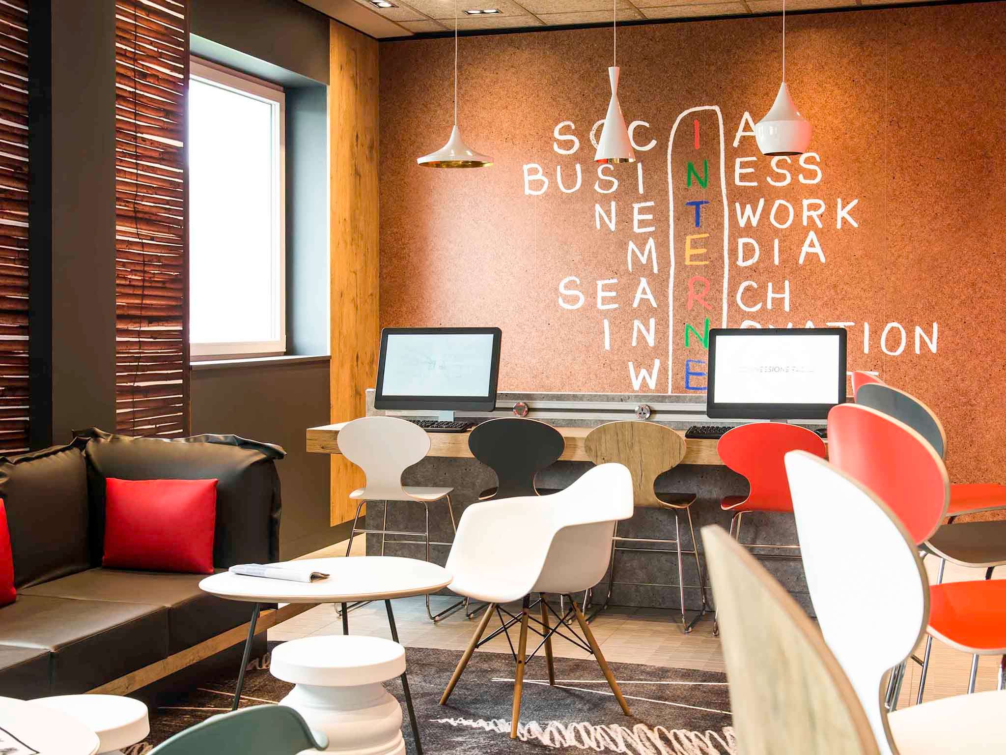 Foto - Ibis Milano Fiera