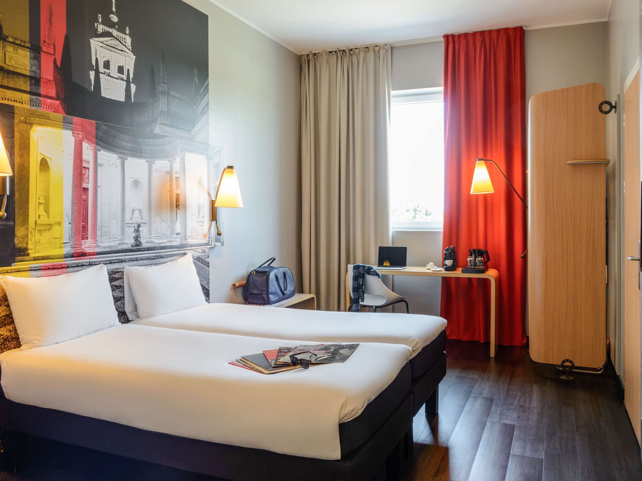 Foto - Ibis Milano Fiera