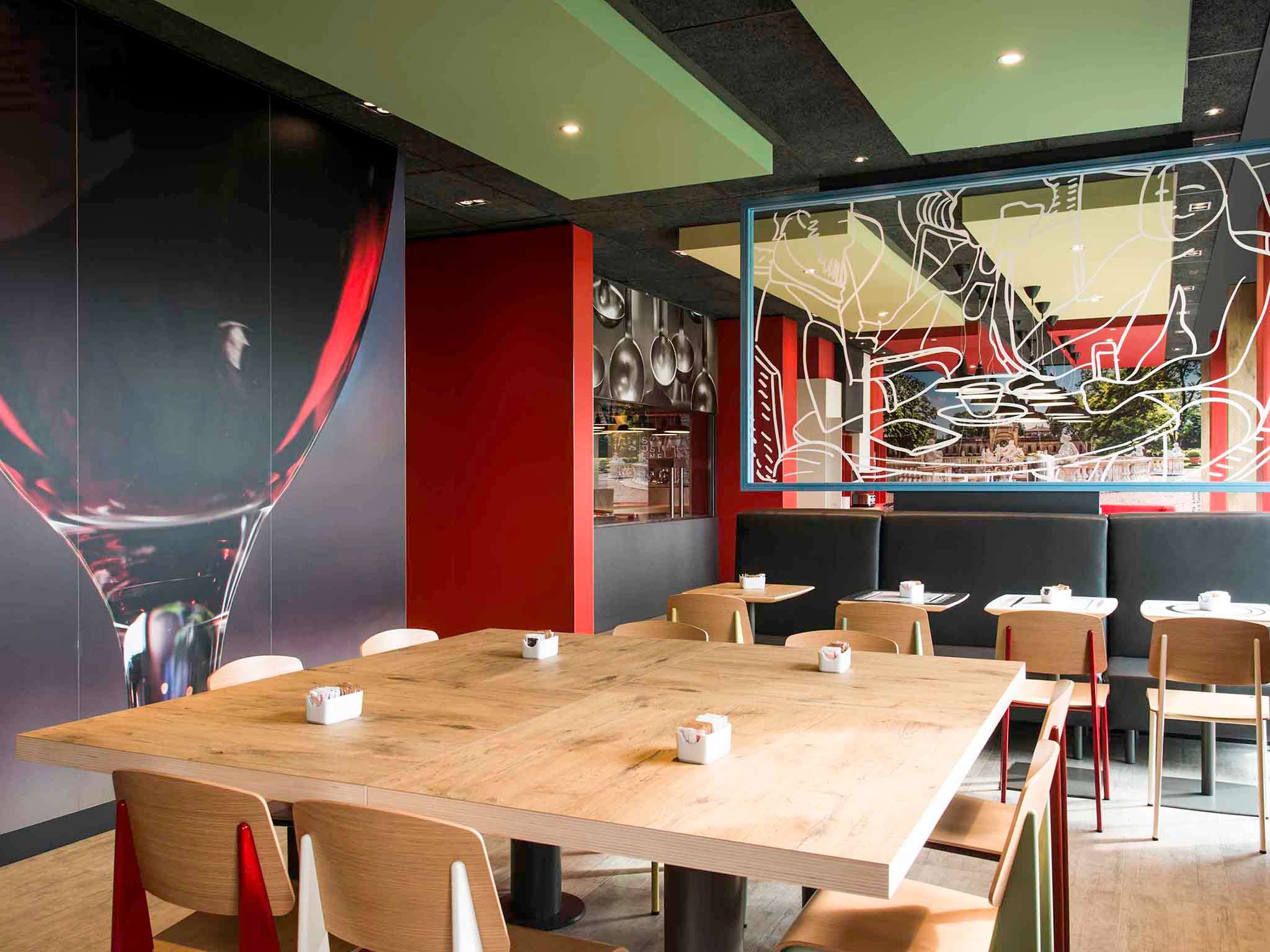 Foto - Ibis Milano Fiera