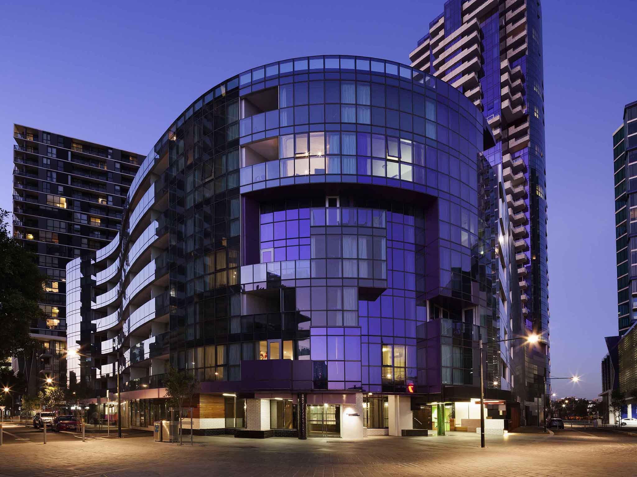 Photo - The Sebel Residences Melbourne Docklands Serviced Apartments