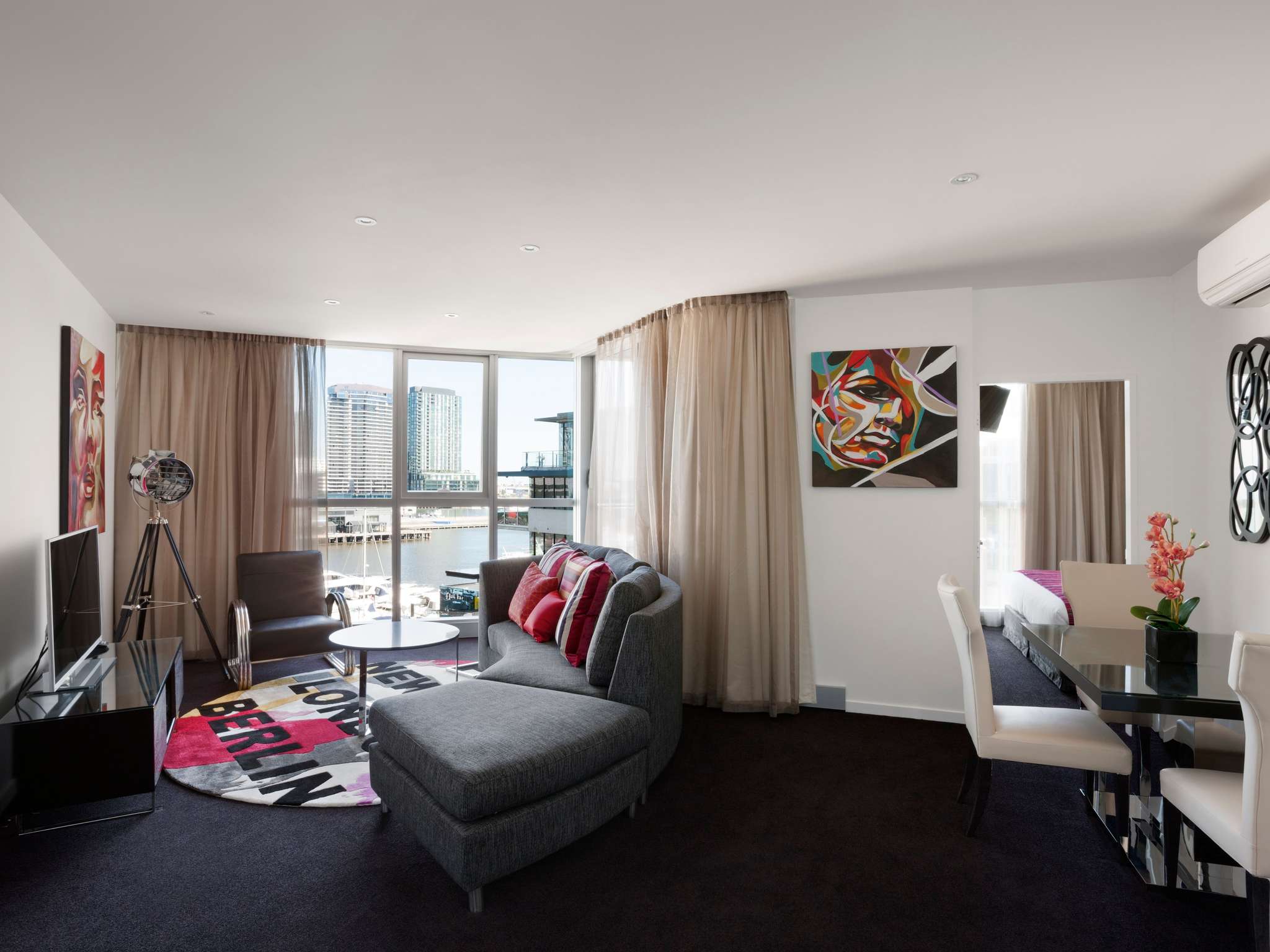 Photo - The Sebel Residences Melbourne Docklands Serviced Apartments