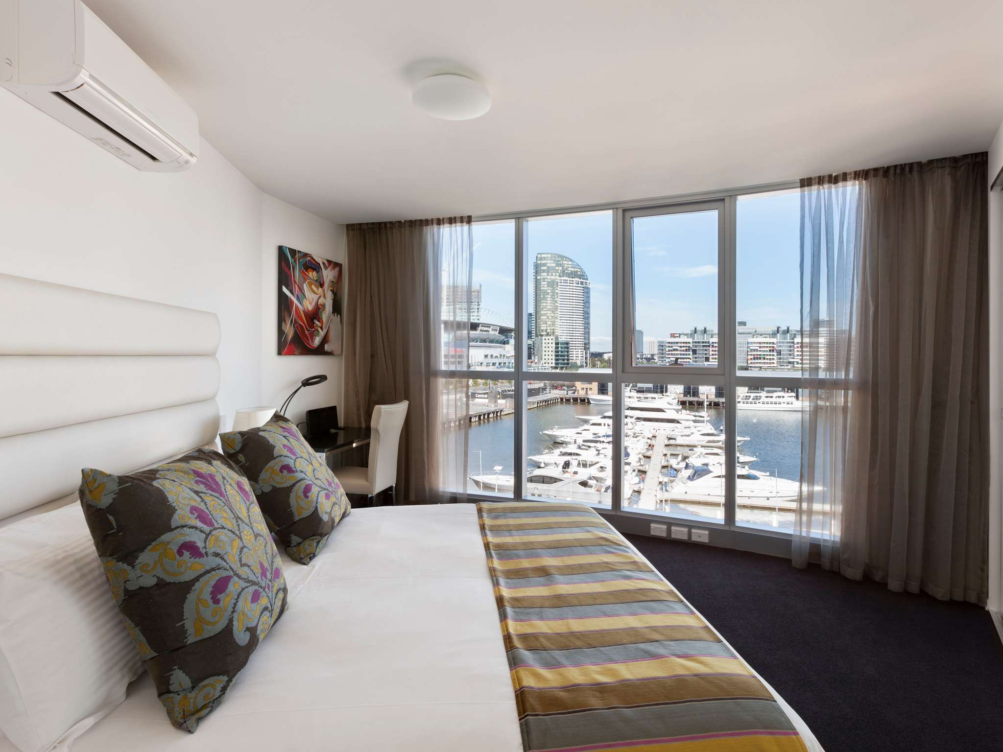 Photo - The Sebel Residences Melbourne Docklands Serviced Apartments