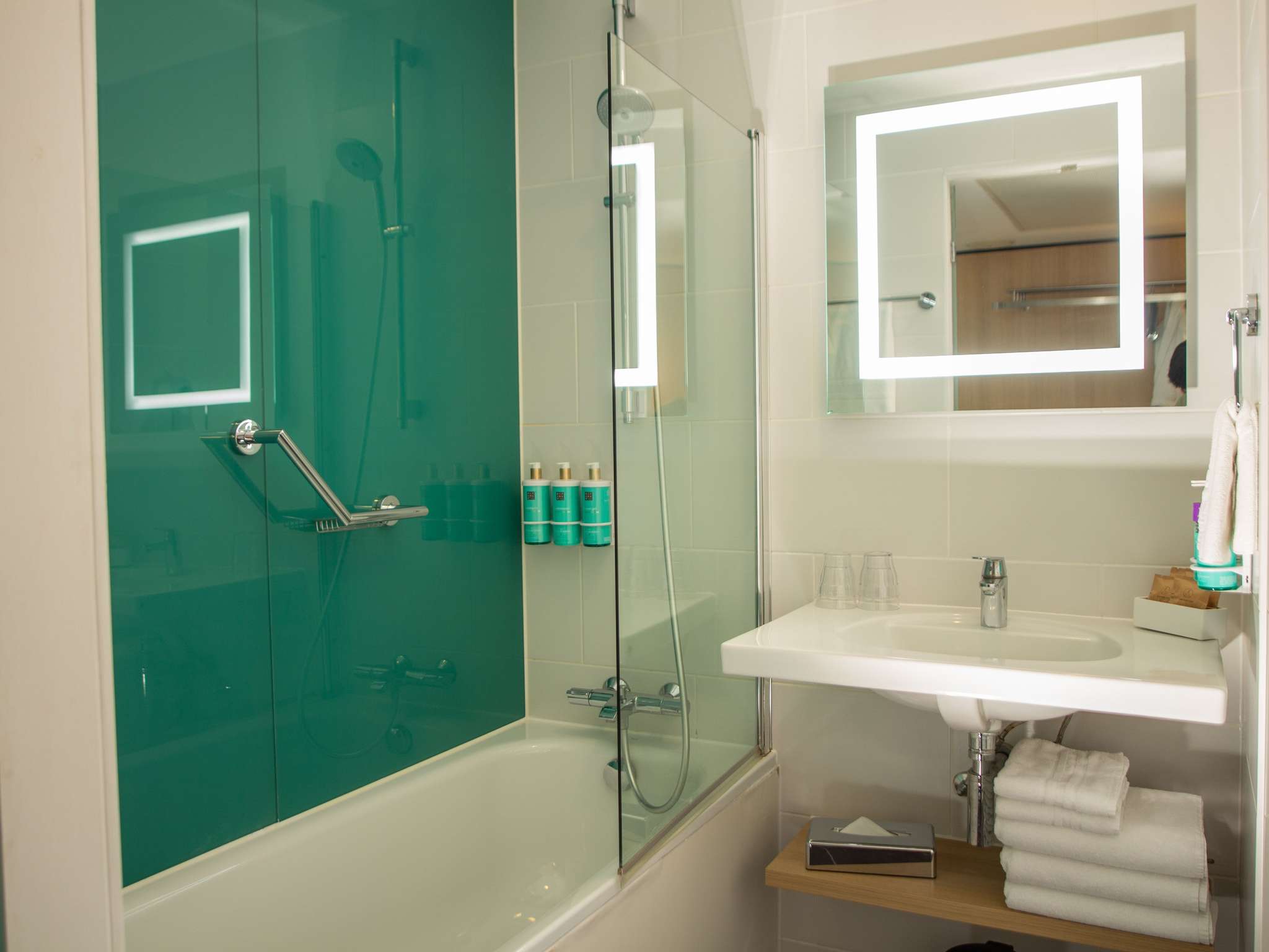 Photo - Novotel London Wembley