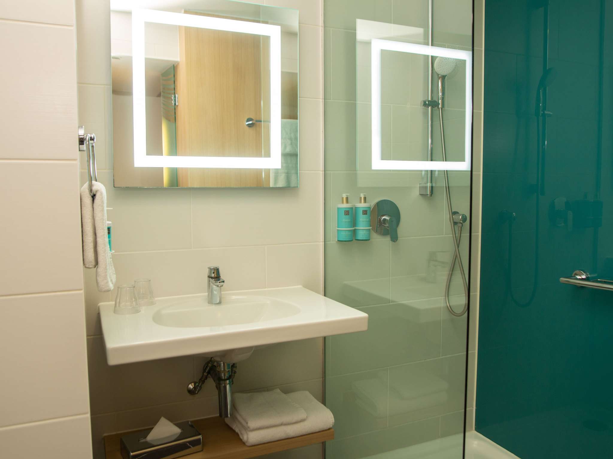 Photo - Novotel London Wembley