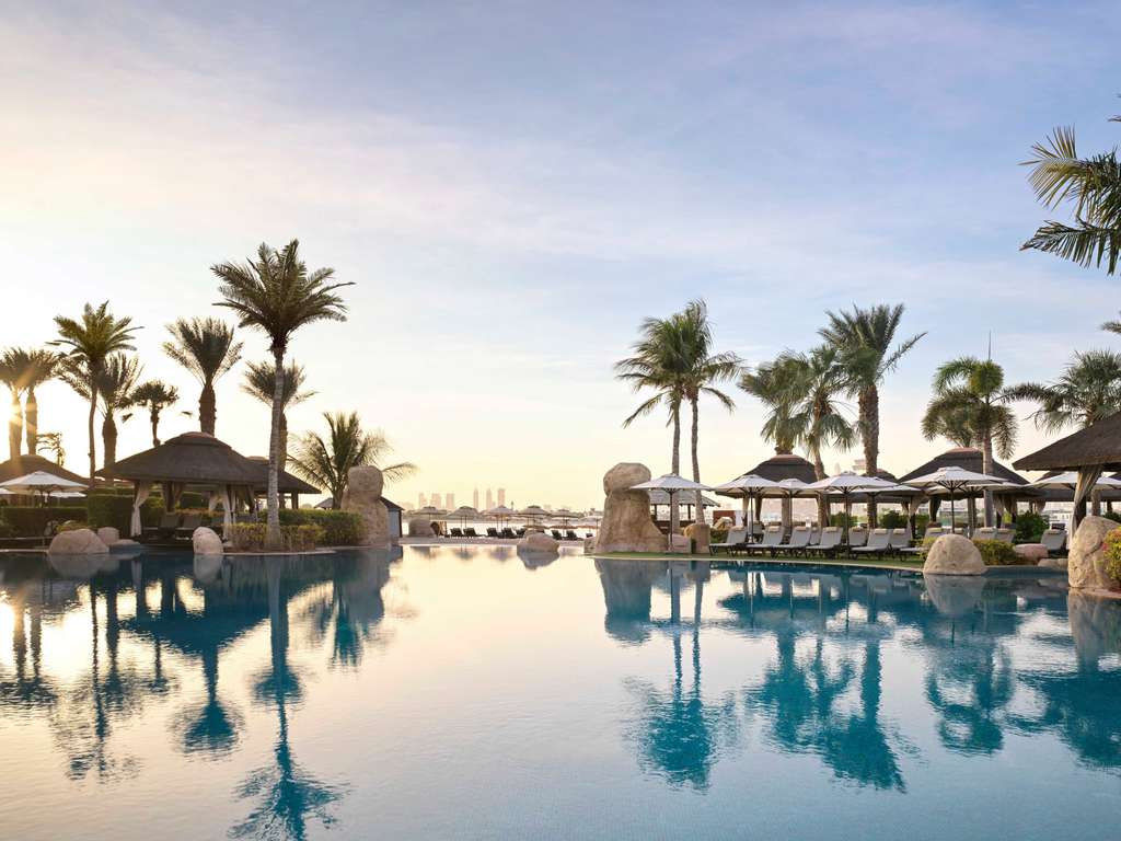 Sofitel Dubai The Palm Luxury Apartments Hotel