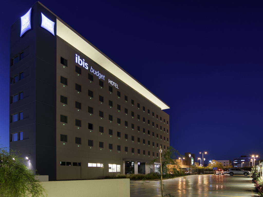 ibis budget Calama - Image 1