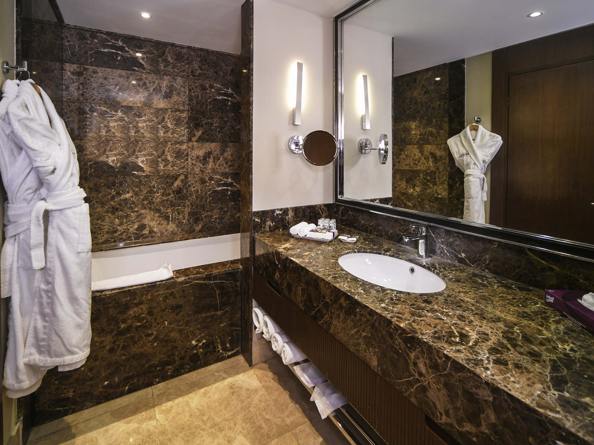 Photo - Mercure Istanbul West Hotel & Convention Center