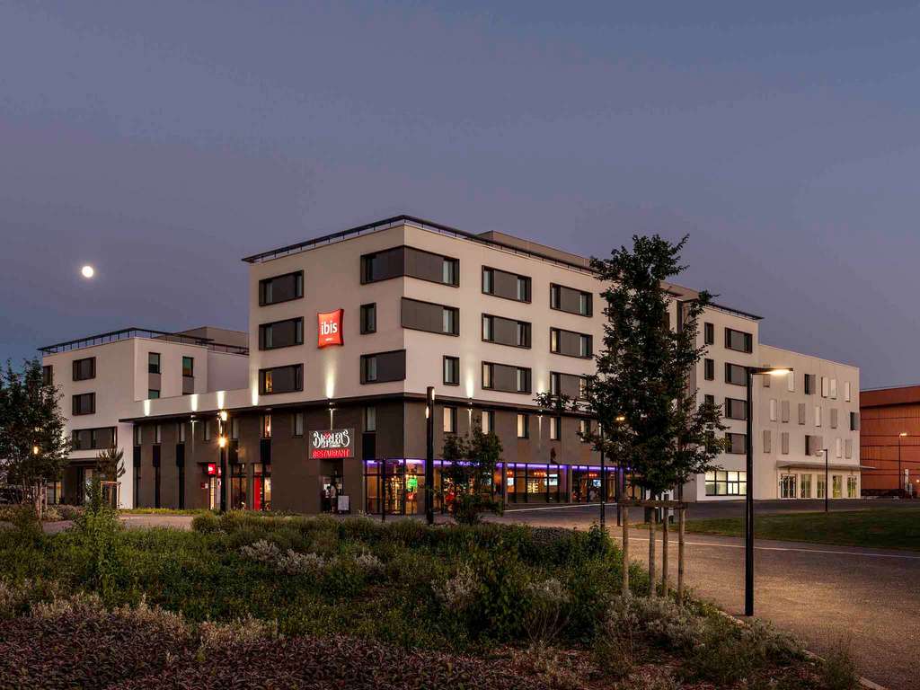 ibis Saint Quentin En Yvelines Velodrome - Image 3