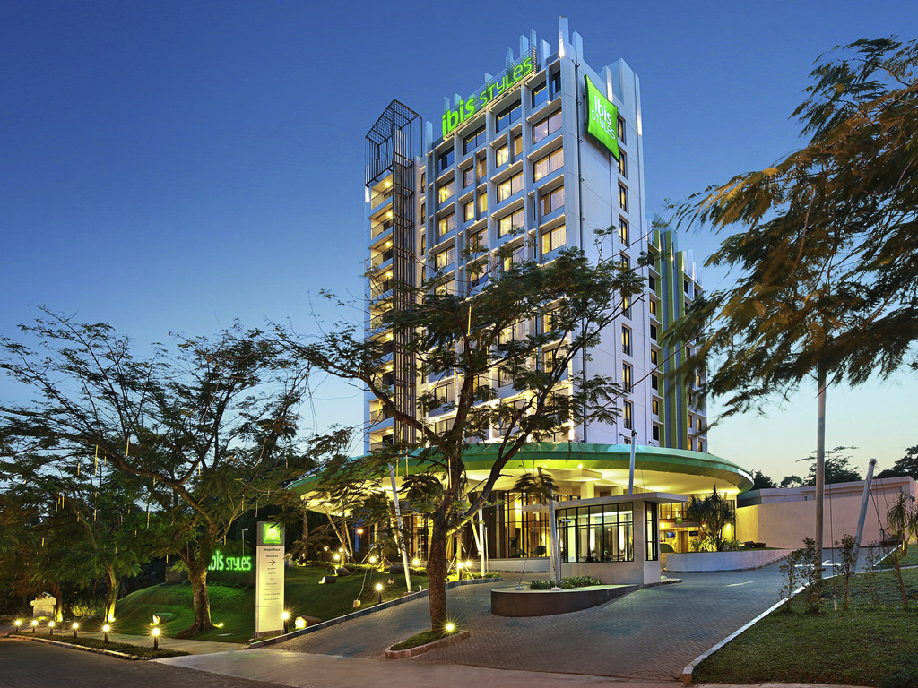 ibis Styles Богор Райа - Image 1