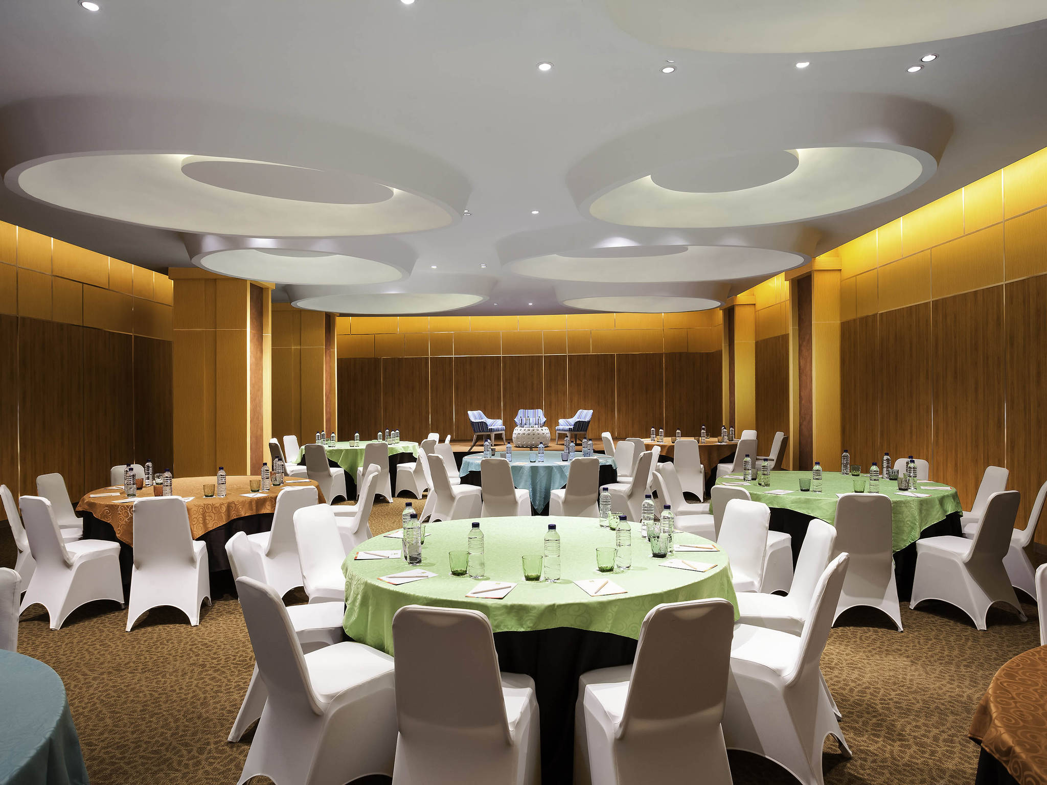 Sewa Ruang Meeting Murah Di Surabaya