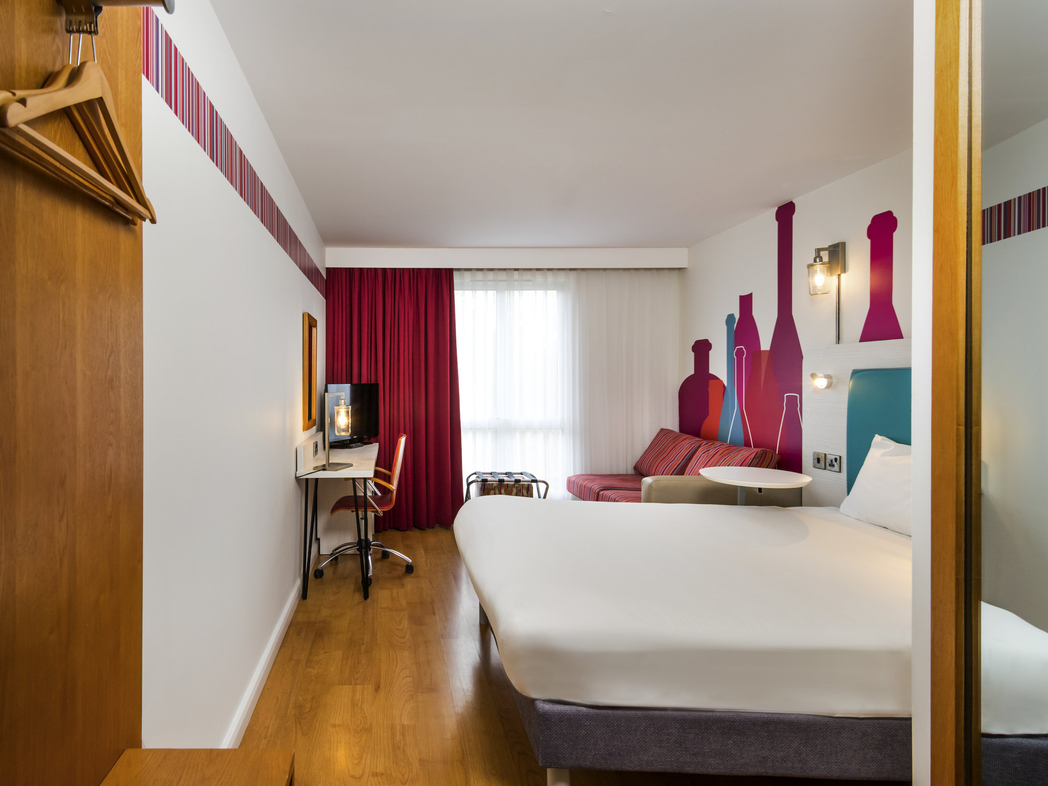 Photo - ibis Styles Barnsley
