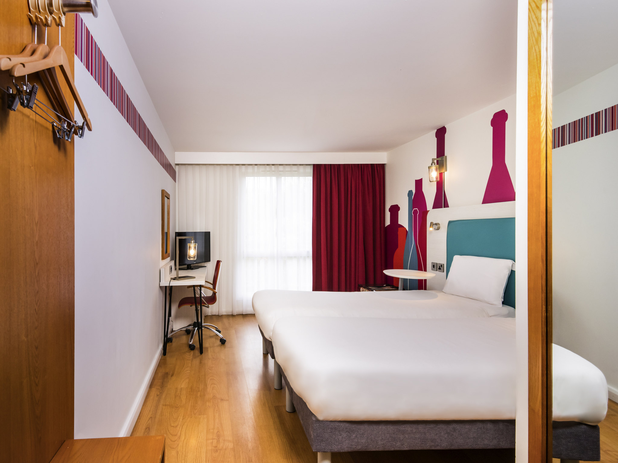 Photo - ibis Styles Barnsley