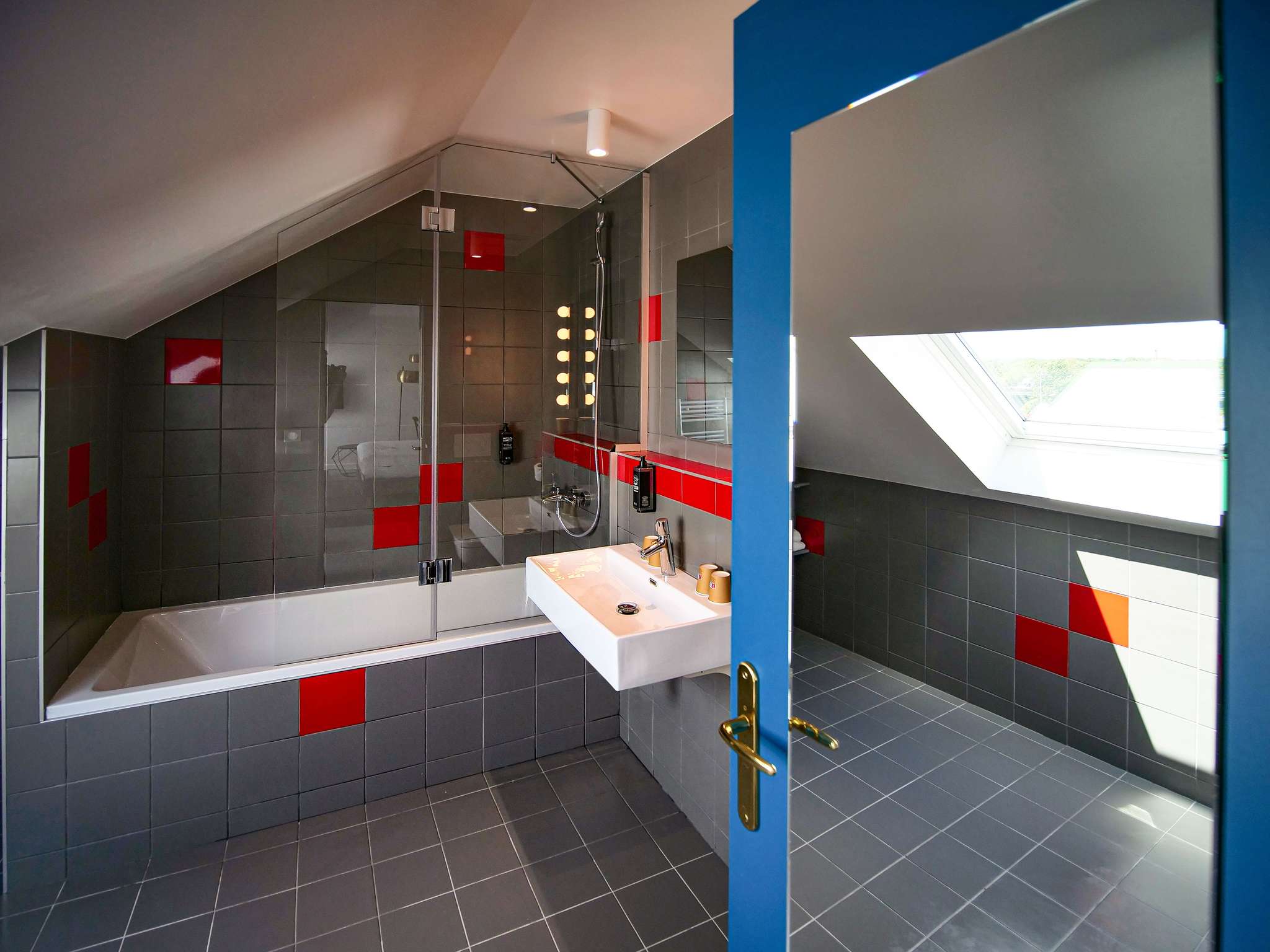 Photo - ibis Styles Chartres Métropole