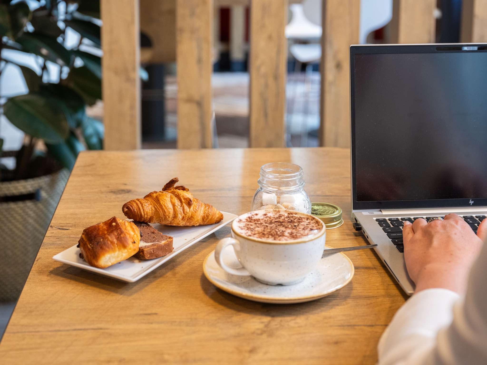 Photo - ibis Geneve Centre Lac