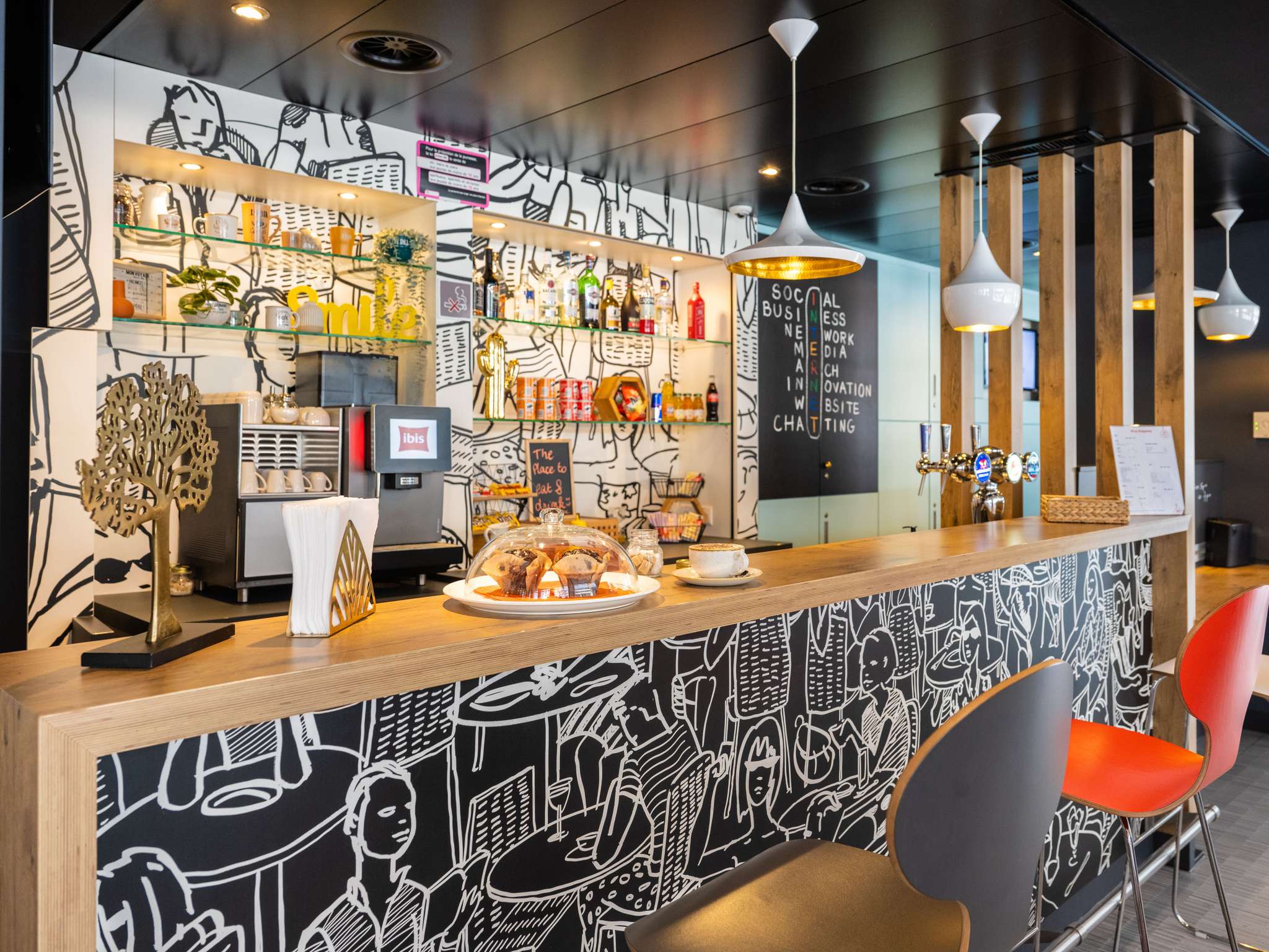 Photo - ibis Geneve Centre Lac