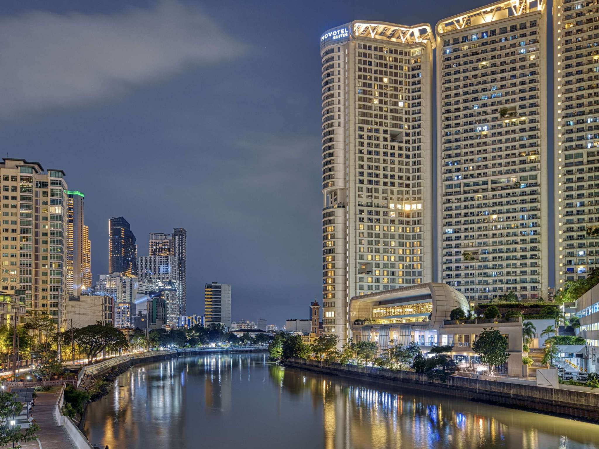 Photo - Novotel Suites Manila at Acqua
