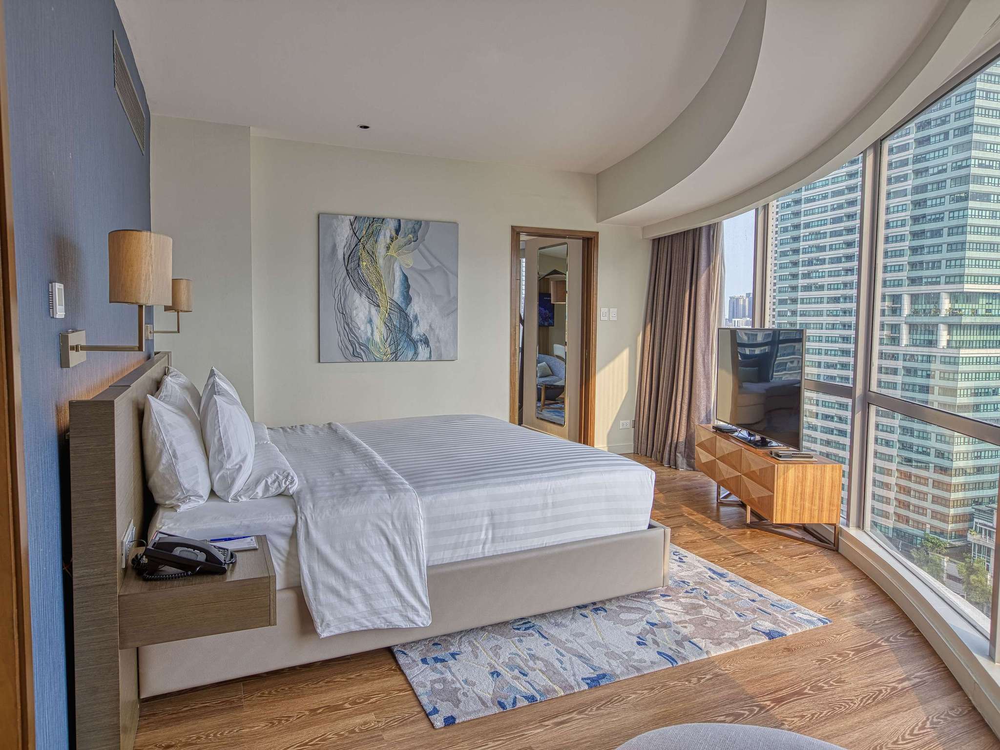 Photo - Novotel Suites Manila at Acqua