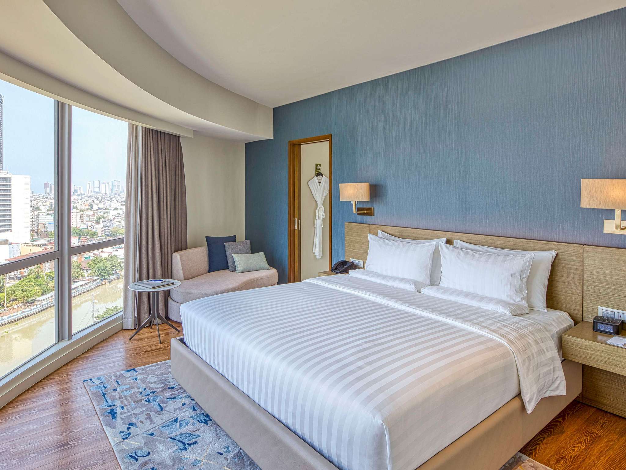 Photo - Novotel Suites Manila at Acqua