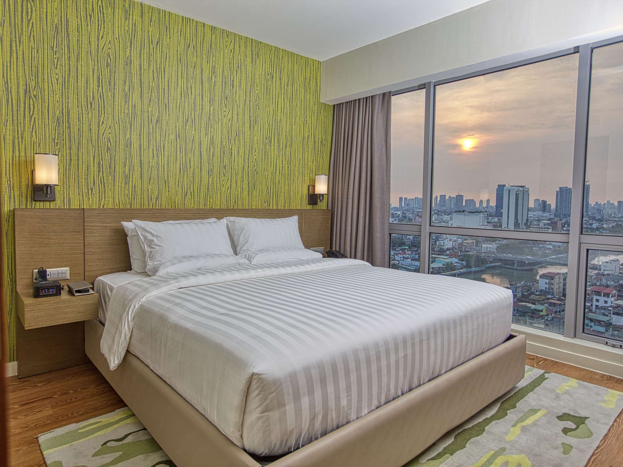 Photo - Novotel Suites Manila at Acqua