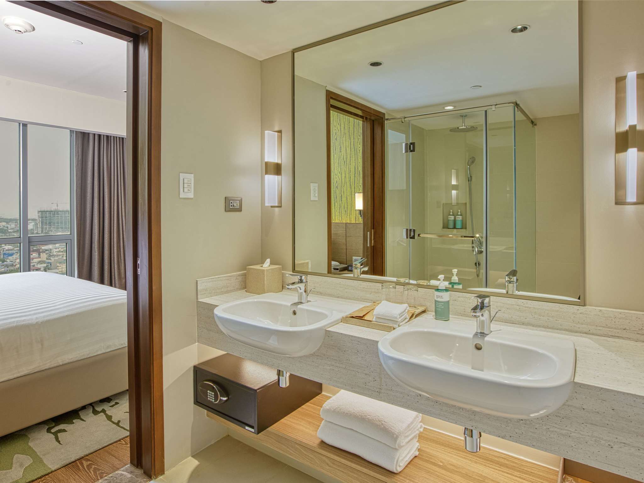 Photo - Novotel Suites Manila at Acqua