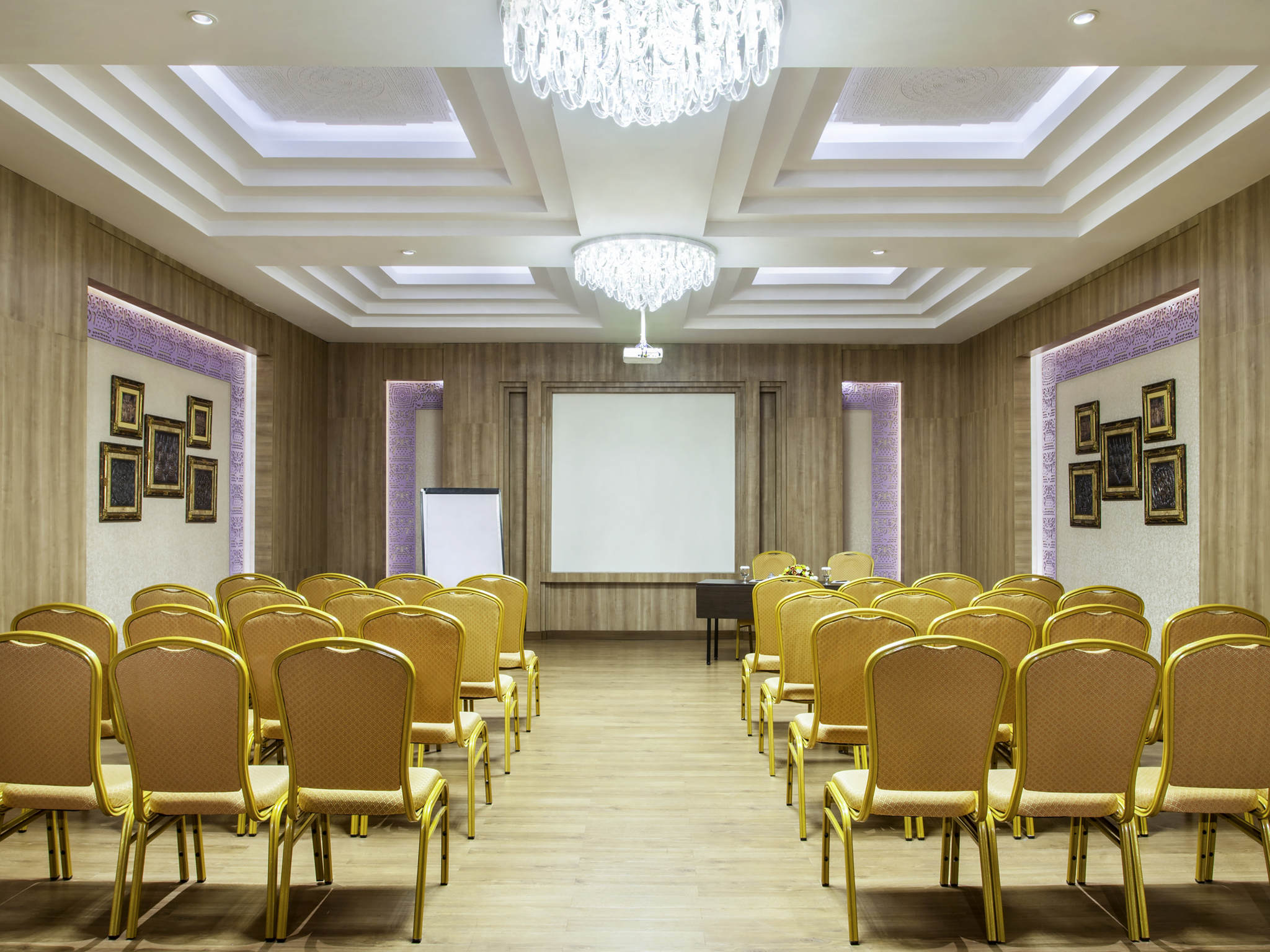 Ibis Yogyakarta Adi Sucipto