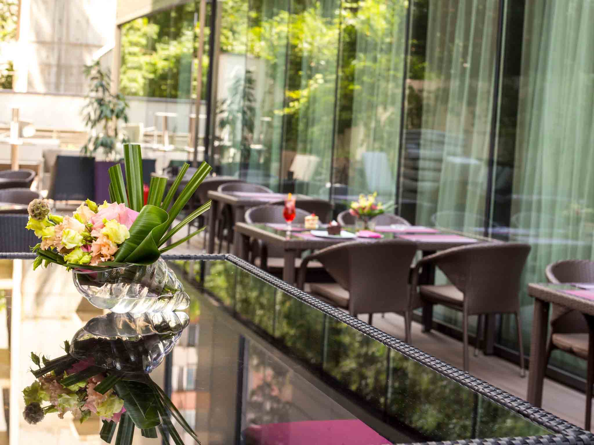 Photo - Mercure Bucharest City Center