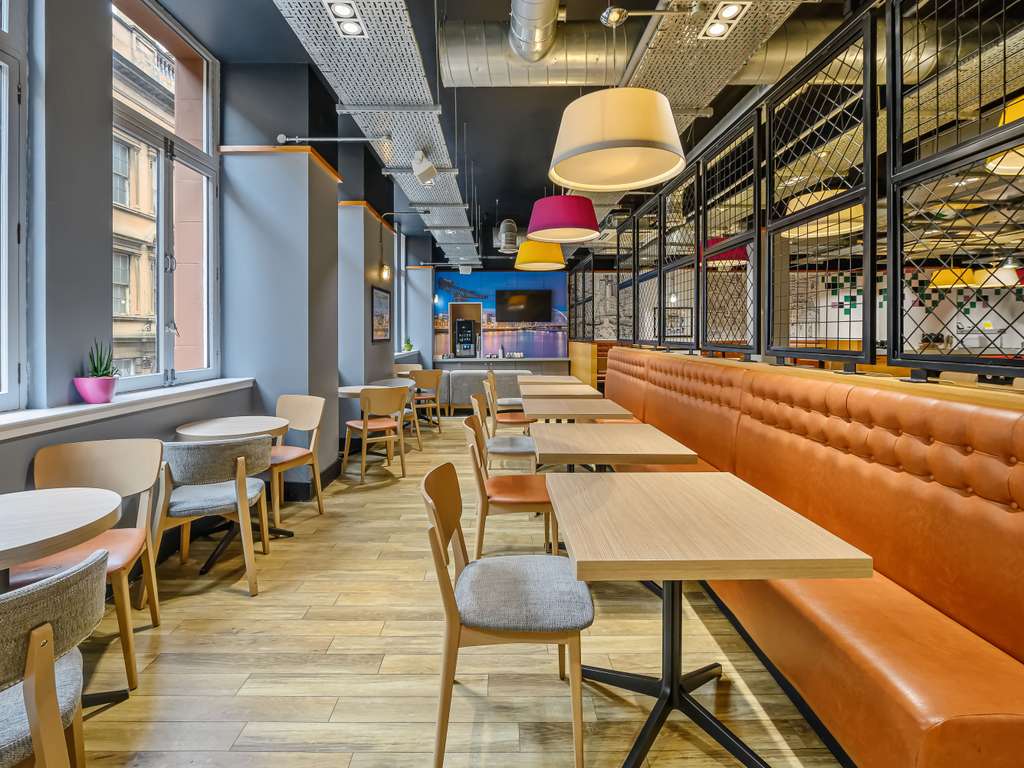 ibis Styles Glasgow Centre George Square - Image 4