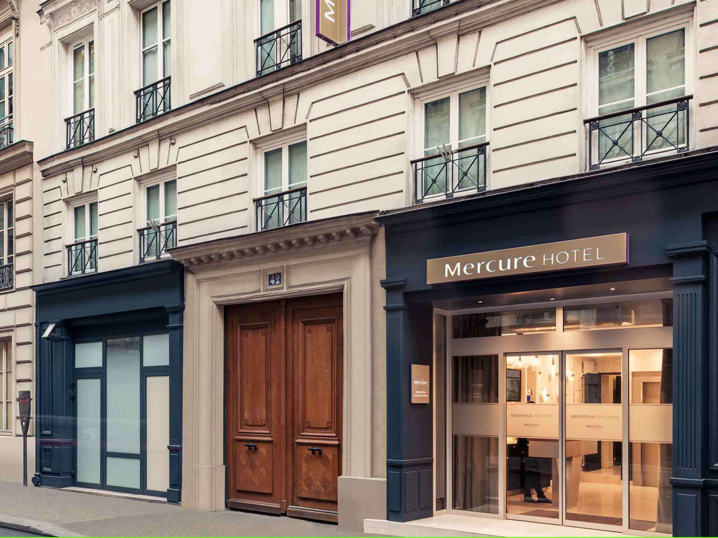 Hôtel Mercure Paris Opera Grands Boulevards — 4/30