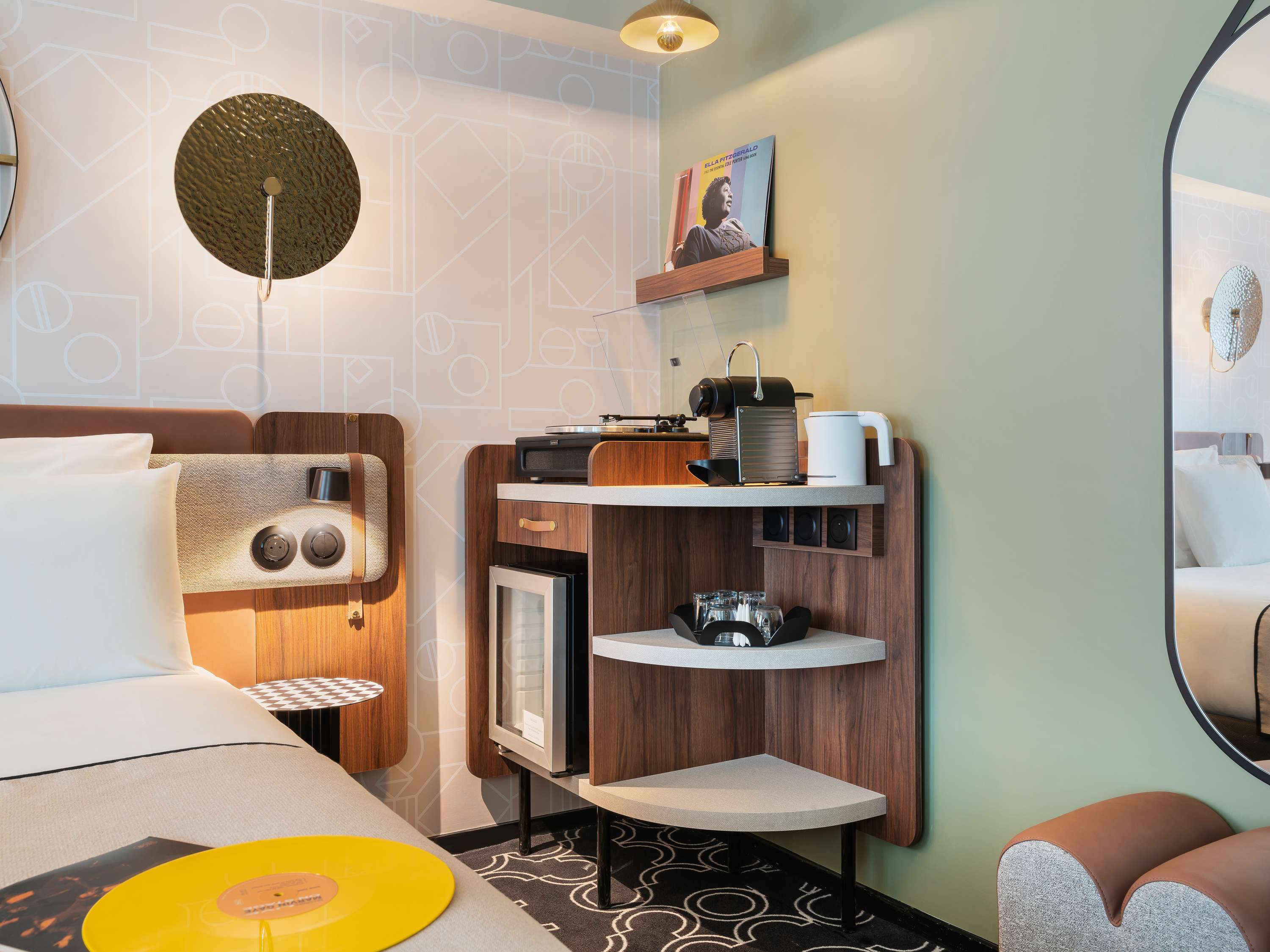 Hôtel Mercure Paris Opera Grands Boulevards — 10/30