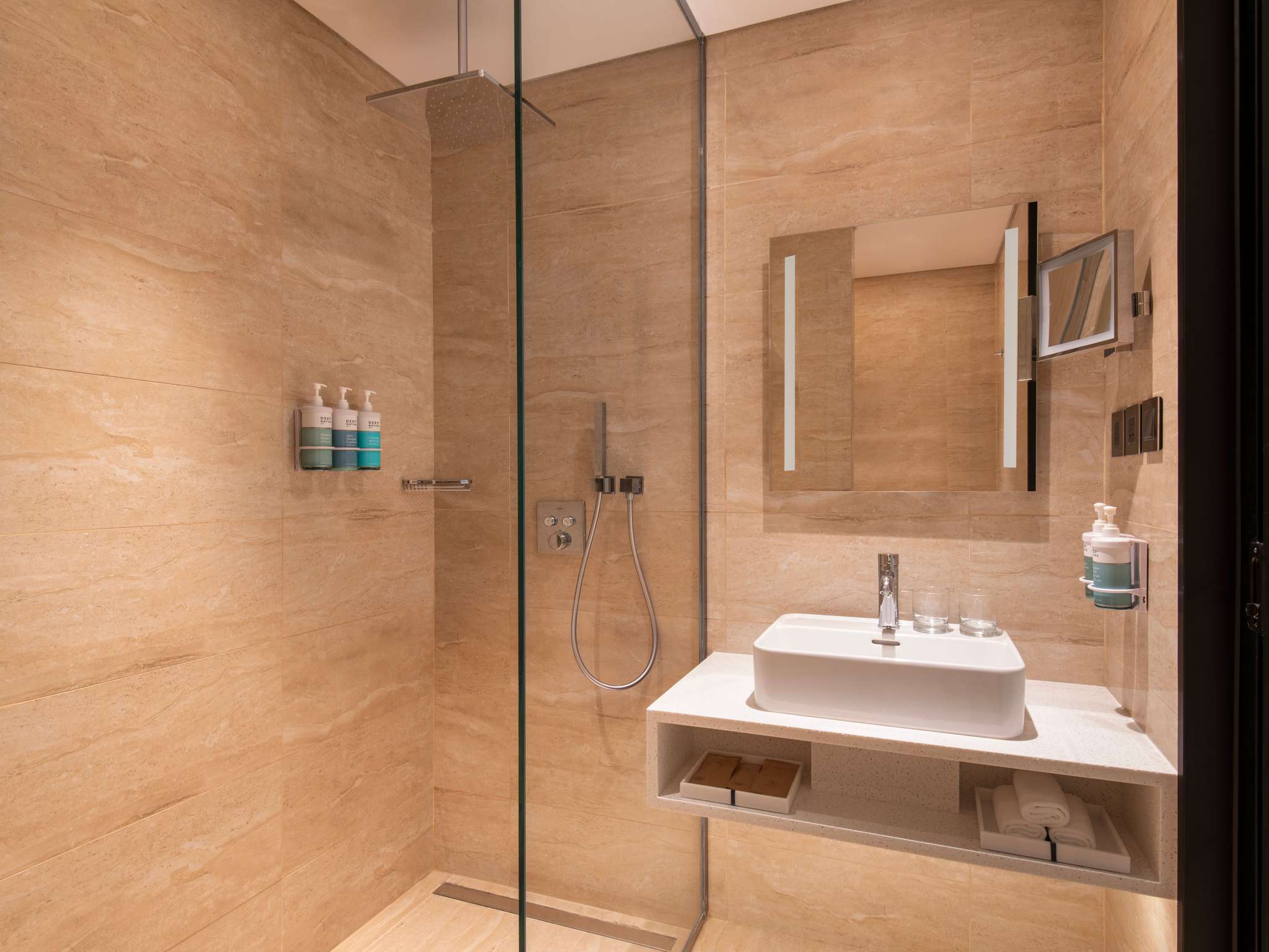 Photo - Novotel Riyadh Sahafa