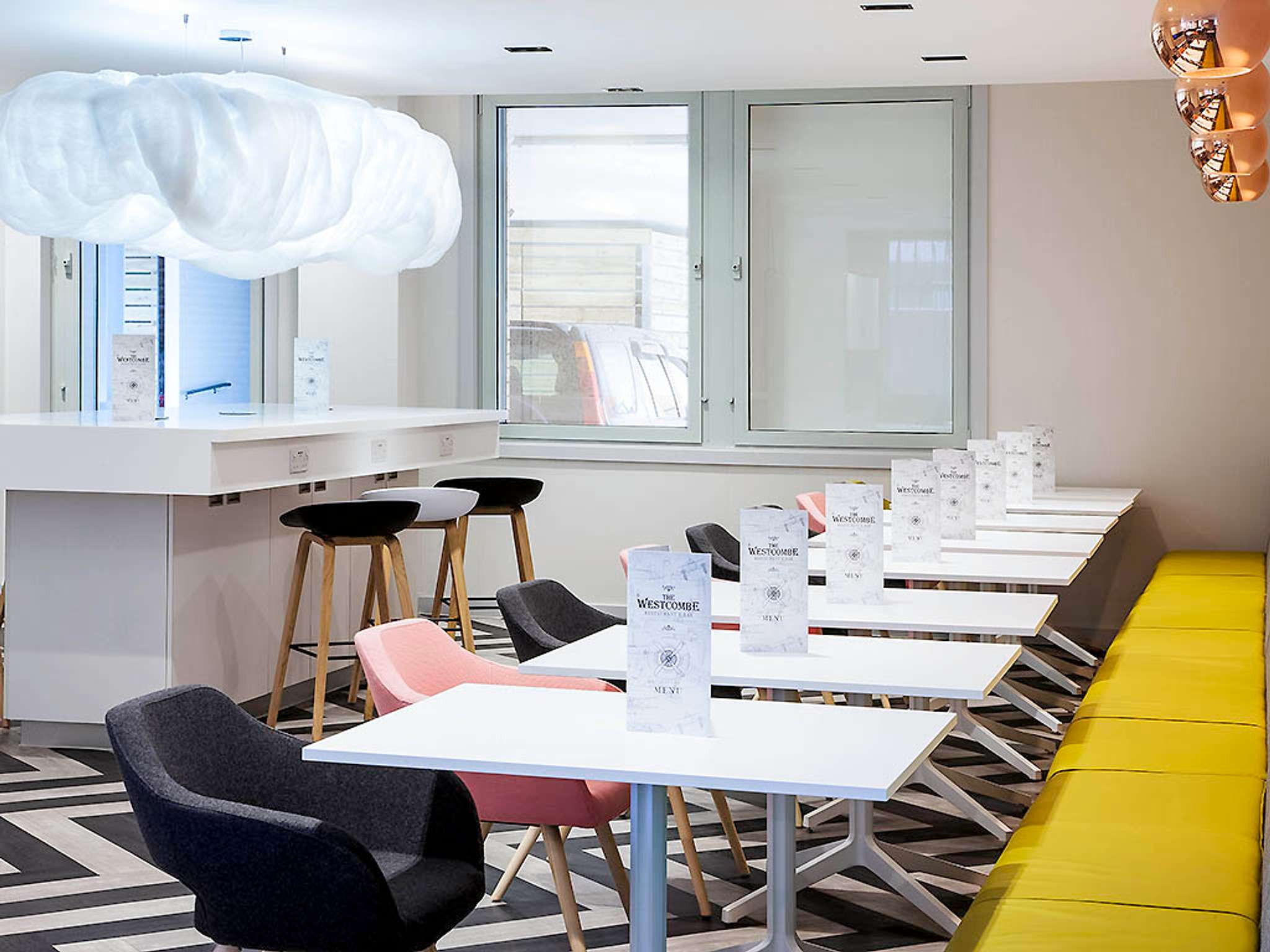 Photo - ibis Styles London Heathrow Airport