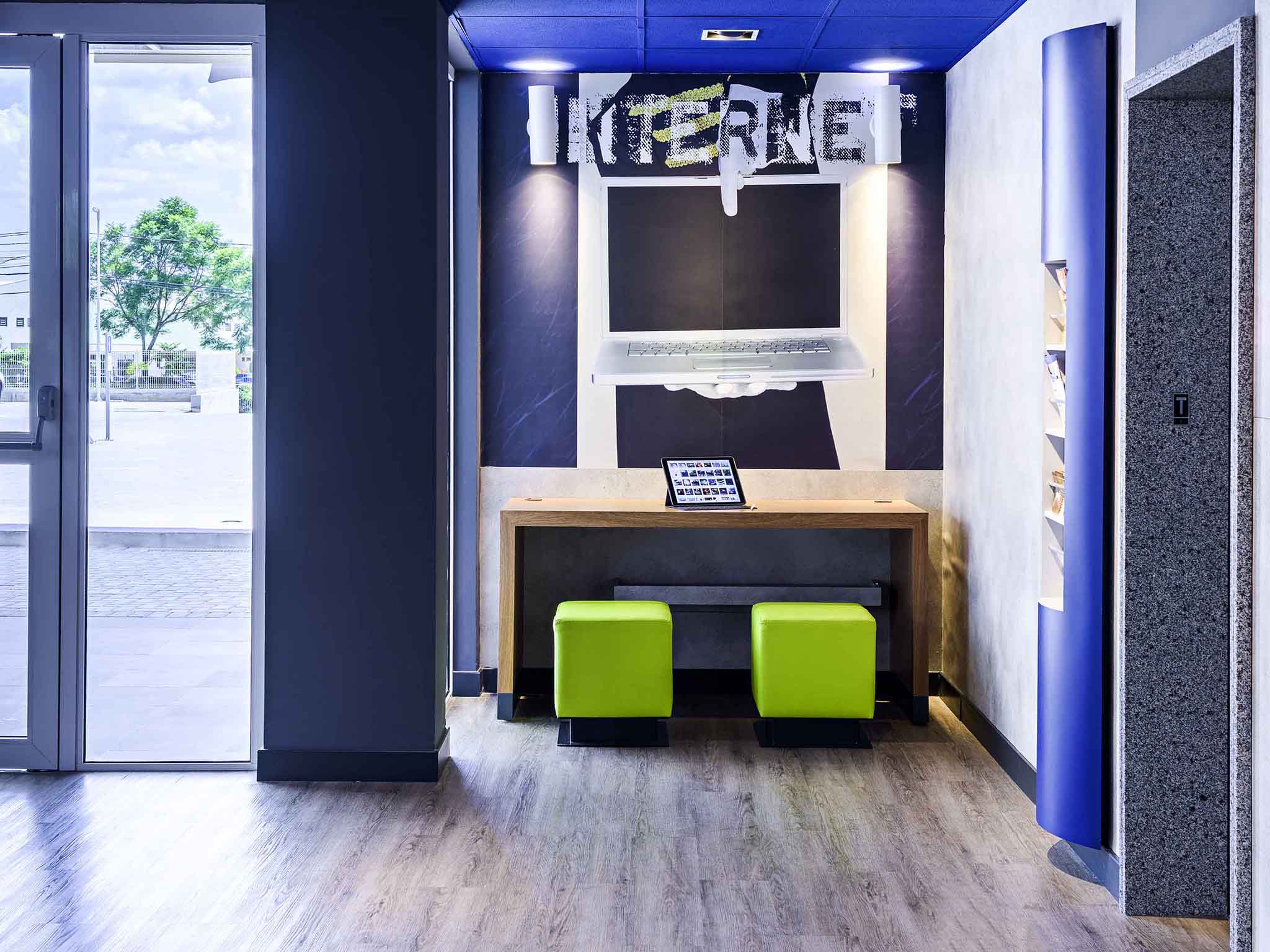 Foto - ibis budget Curitiba Aeroporto