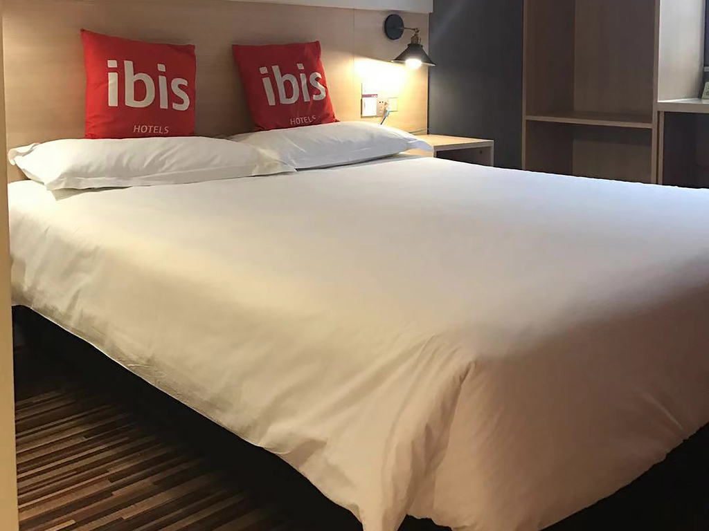 ibis Jinan Quancheng Rd - Image 3