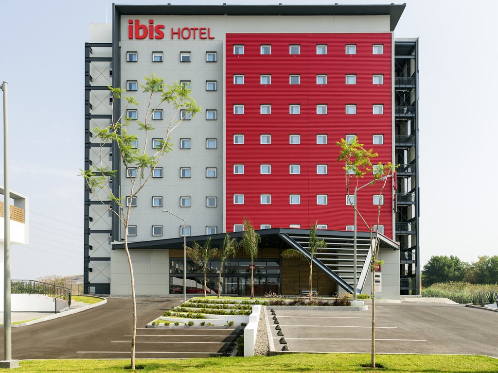 Ibis Irapuato - Image 3