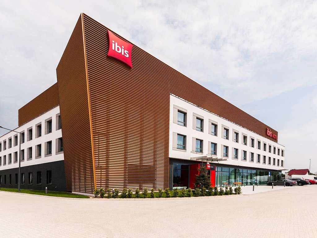 Ibis Poznan Polnoc - Image 1