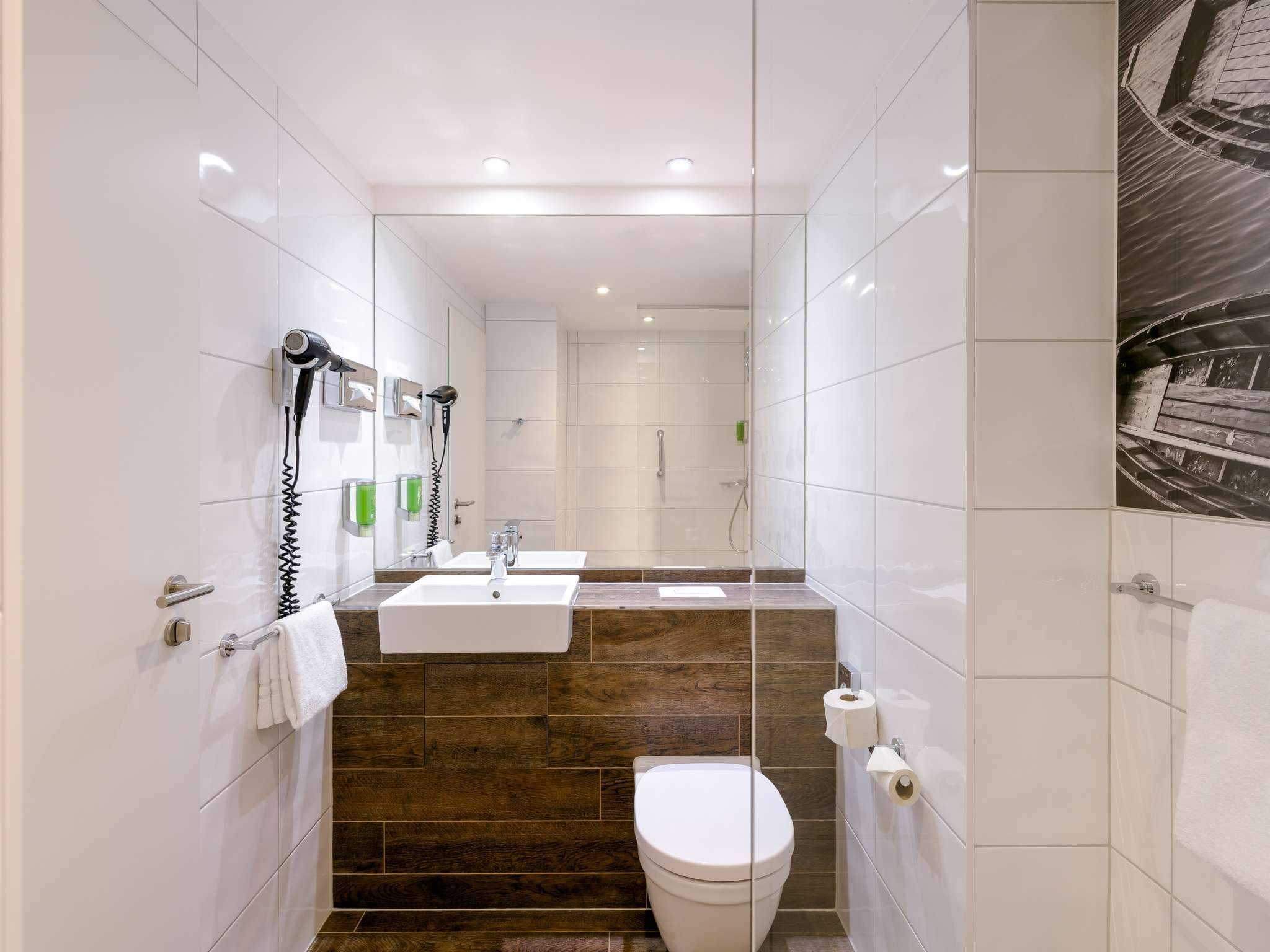 Foto - ibis Styles Tuebingen