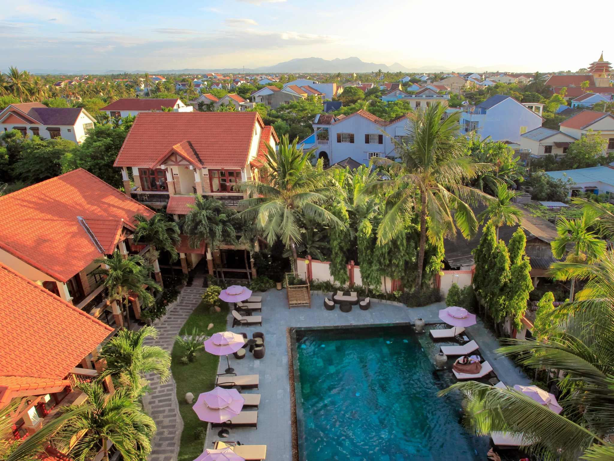 Hotel In Hoi An Mercure Hotel Mercure Hoi An