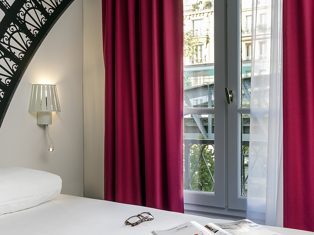 ibis Styles Paris Eiffel Cambronne - Image 1