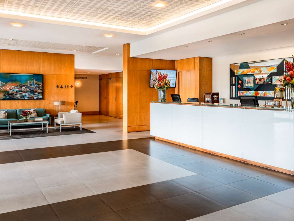 Mercure Lisboa Almada Hotel - Image 2