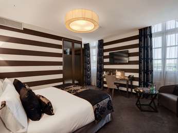 SUPERIOR ROOM WITH SHOWER