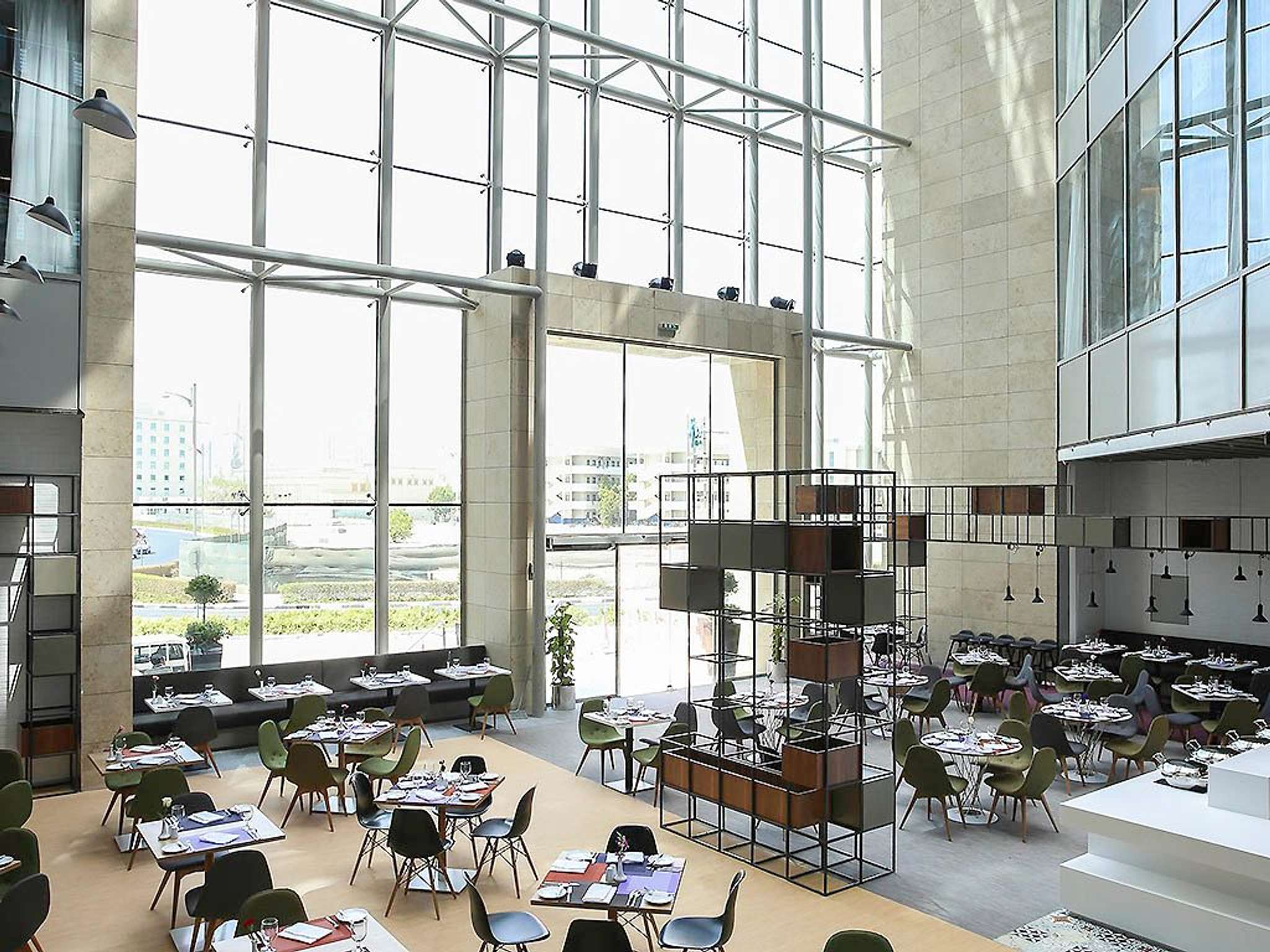 Hotel in DUBAI - ibis Styles Dubai Jumeira with Pool & Gym