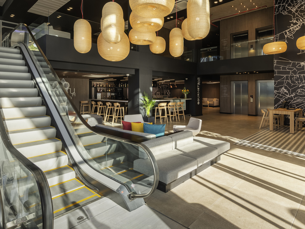 Novotel Santiago Providencia - Image 2