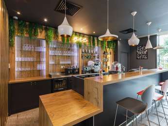 IBIS LYON CARRE DE SOIE