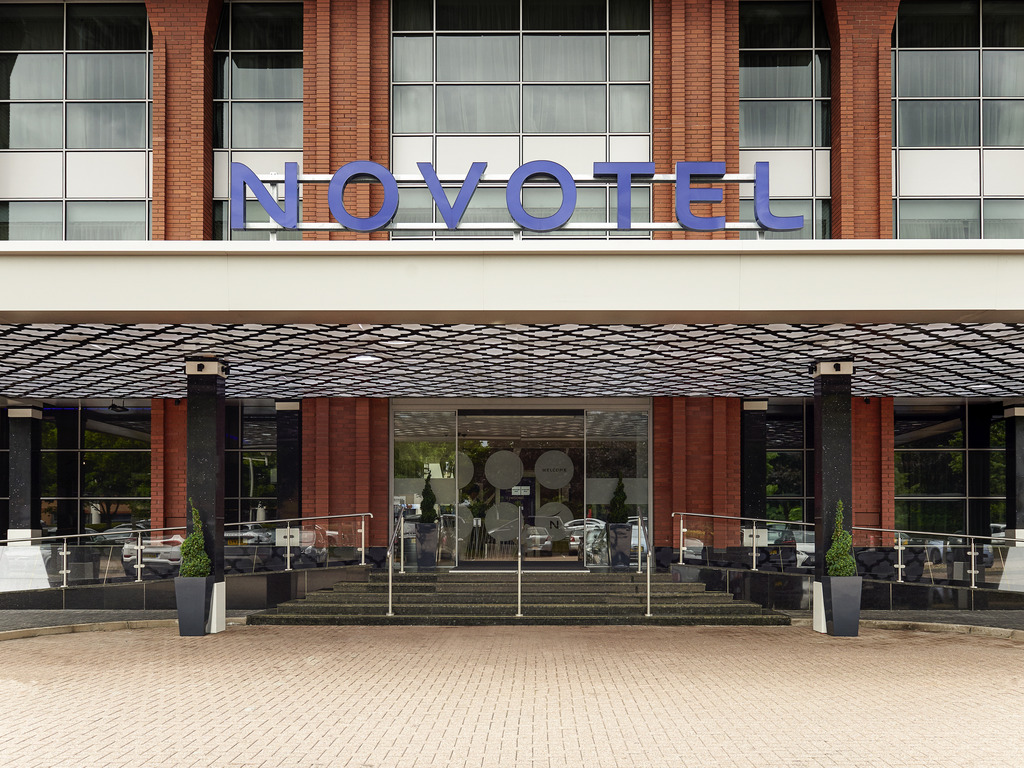 Novotel London Heathrow Airport T1 T2 ve T3 - Image 1