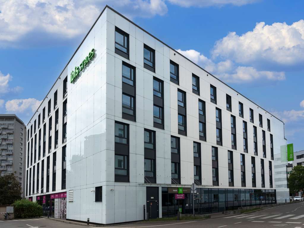 ibis Styles Warszawa Centrum - Image 4