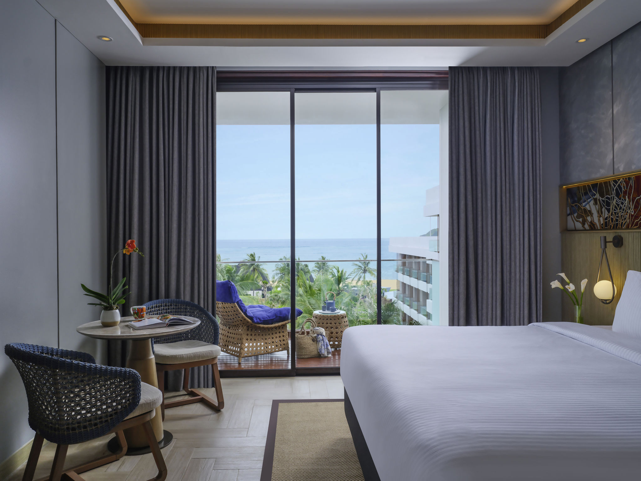 Pullman ocean view 5. Номер делюкс с видом на океан. ja ocean view hotel 5* вид с верху. deluxe ocean view,ai. bedroom balcony ocean view.