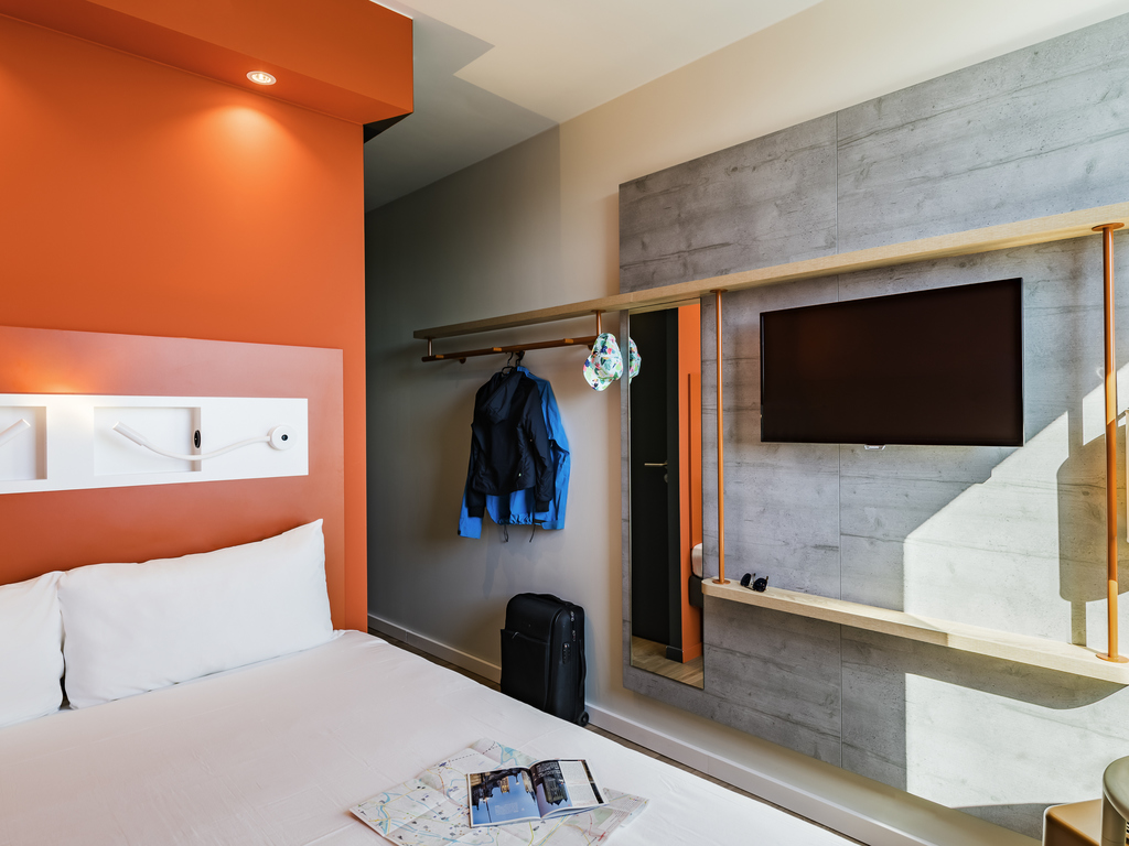 ibis budget Gent Centrum Dampoort - Image 1